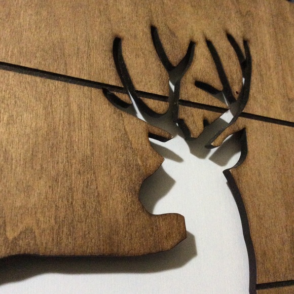 Wood cut out picture frame of buck/deer - Picture 2 of 6